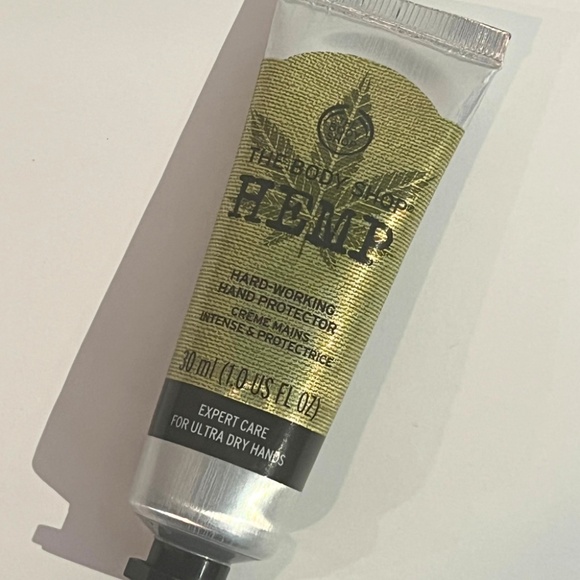The Body Shop Hemp Hard Working Hand Protector Hand Cream - 30ml 1.0 fl. oz - Picture 1 of 2